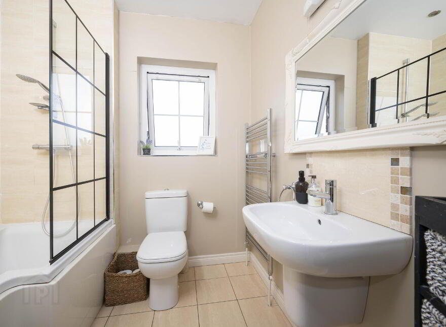23 Magheralave Meadows, Lisburn, BT28 3NT