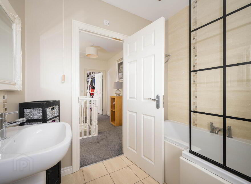 23 Magheralave Meadows, Lisburn, BT28 3NT