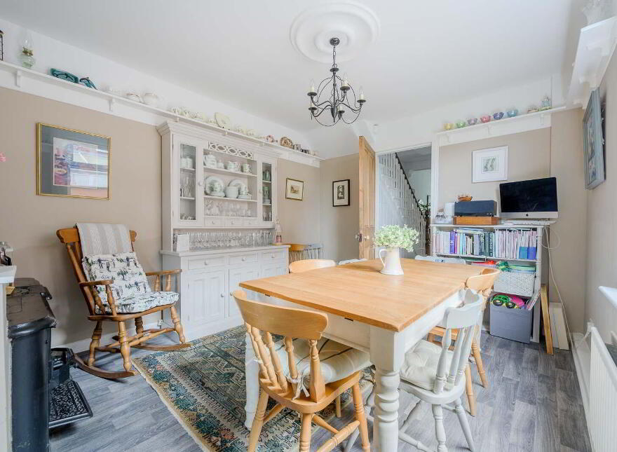 7 Knock Road, Belfast, BT5 6LA