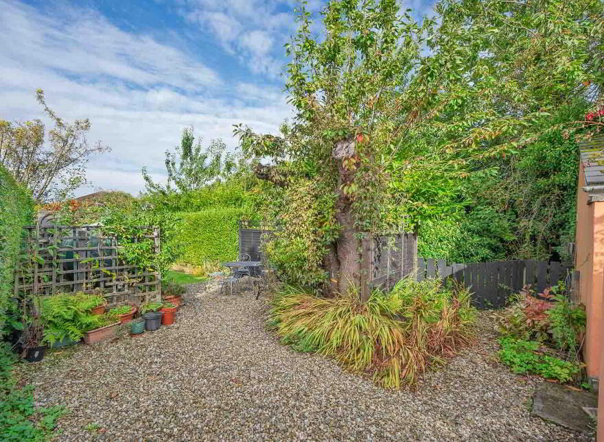 7 Knock Road, Belfast, BT5 6LA