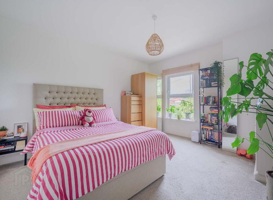 7 Knock Road, Belfast, BT5 6LA