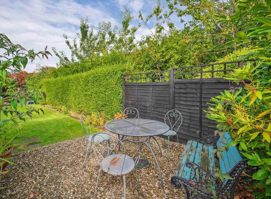 7 Knock Road, Belfast, BT5 6LA