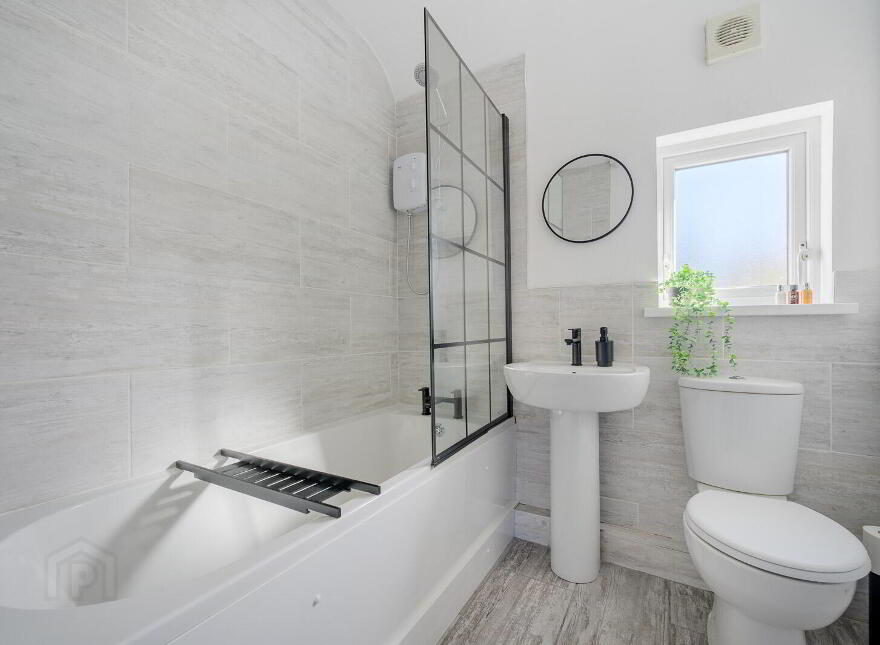 101 Connsbrook Avenue, Belfast, BT4 1JX