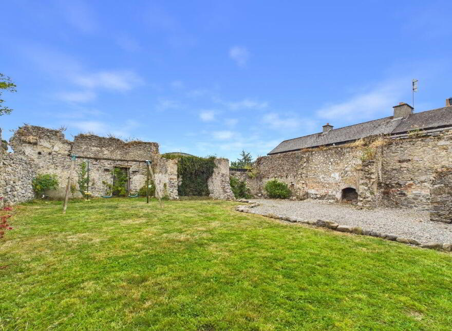 Main St, Cloughjordan, E53TF90
