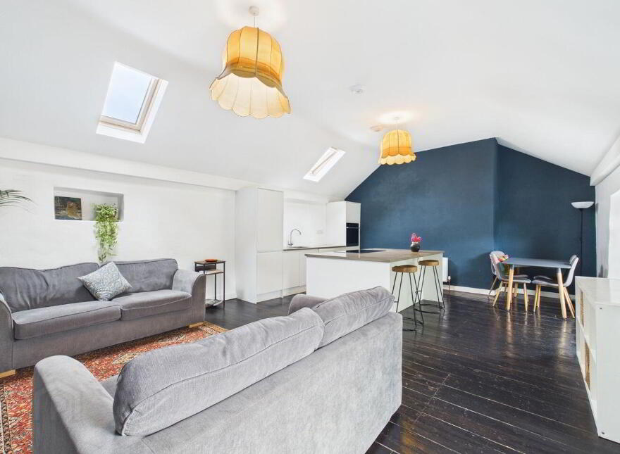 Main St, Cloughjordan, E53TF90