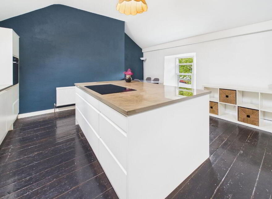 Main St, Cloughjordan, E53TF90