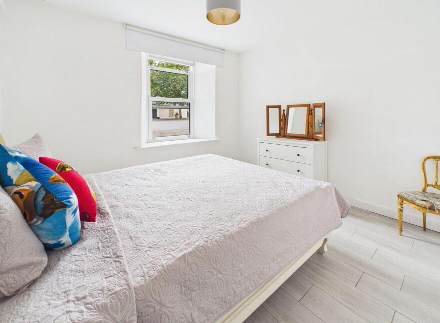 Main St, Cloughjordan, E53TF90