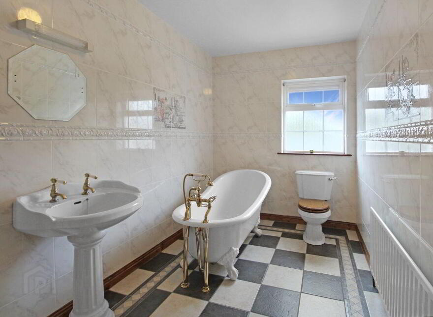 Riverview House, Meenatarriff, Newmarket, P51E658