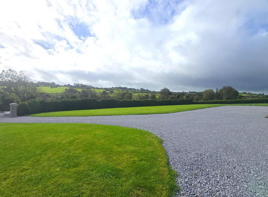 Riverview House, Meenatarriff, Newmarket, P51E658