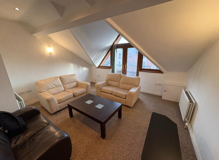 Apartment 2, 328A Beersbridge Road, Belfast, BT5 5DY