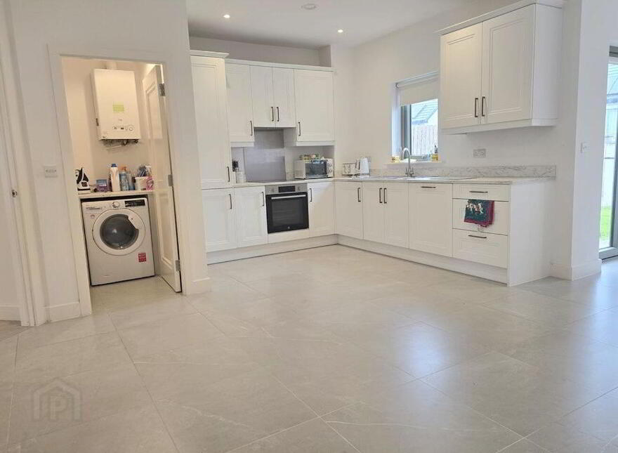 8 Newtown Mews, The Meadows, Kill, W91K57F