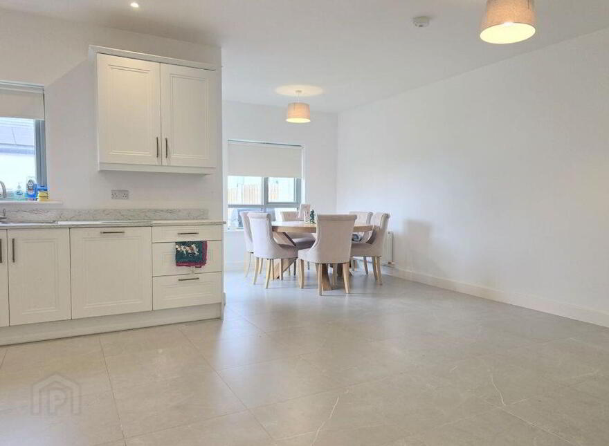 8 Newtown Mews, The Meadows, Kill, W91K57F