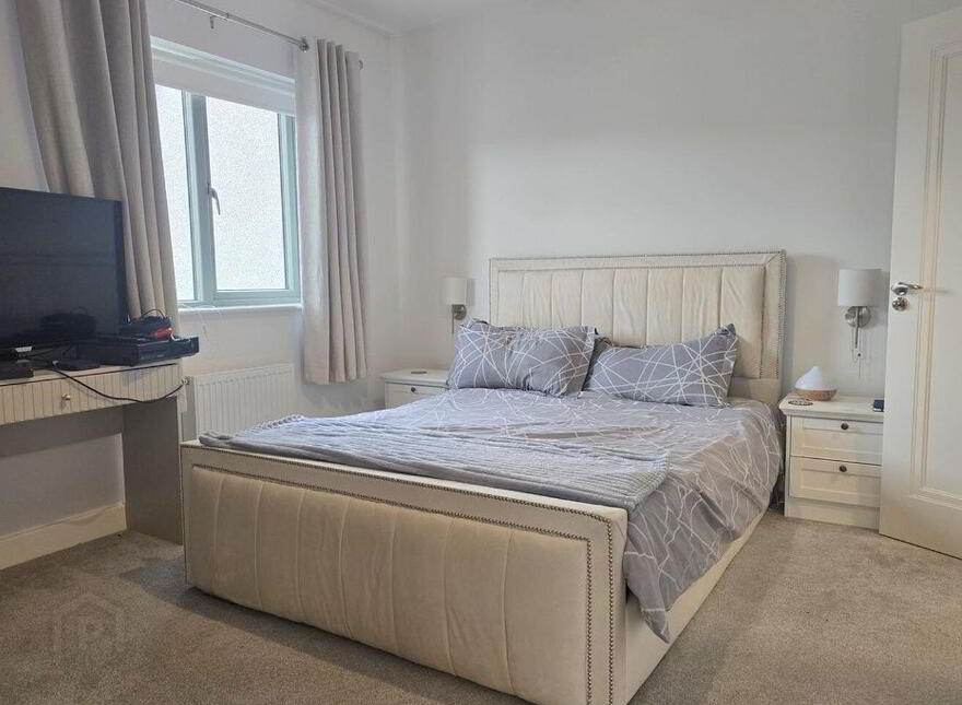 8 Newtown Mews, The Meadows, Kill, W91K57F