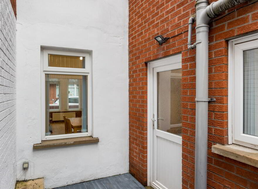 5 St Vincent Street, Belfast, BT15 3QG