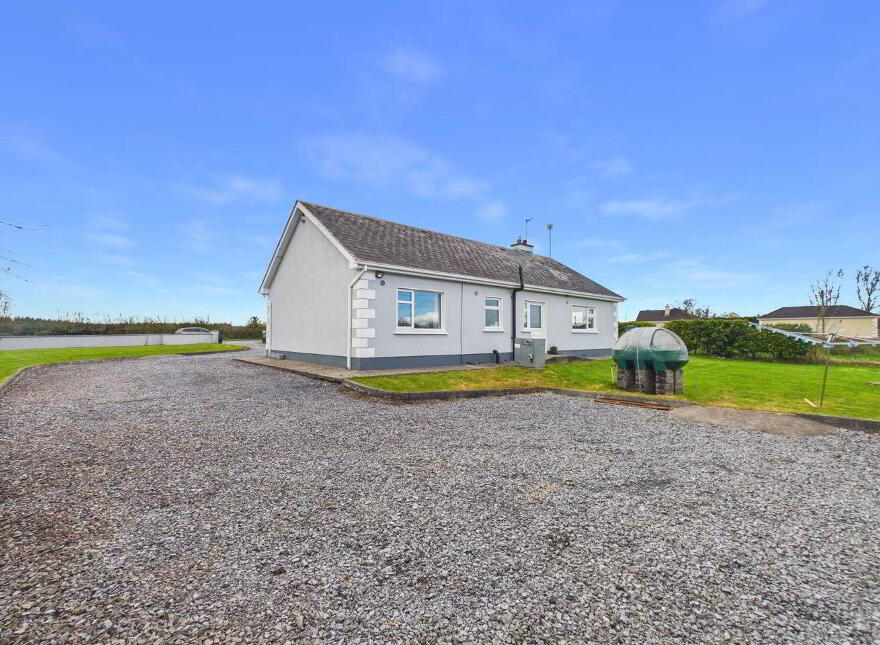 Lurgan, Caltra, H53F9X9