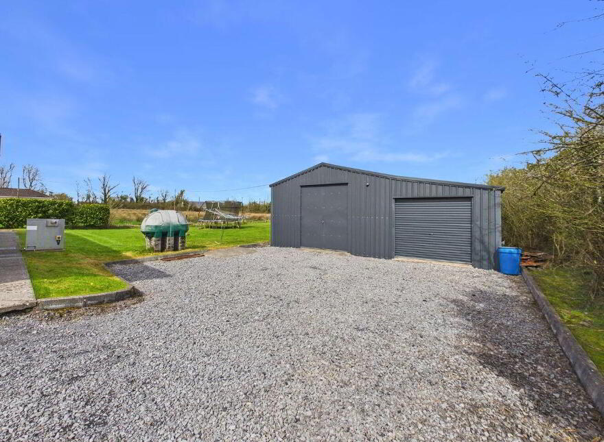 Lurgan, Caltra, H53F9X9