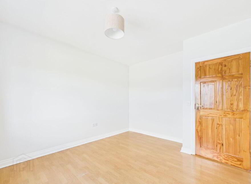 Lurgan, Caltra, H53F9X9
