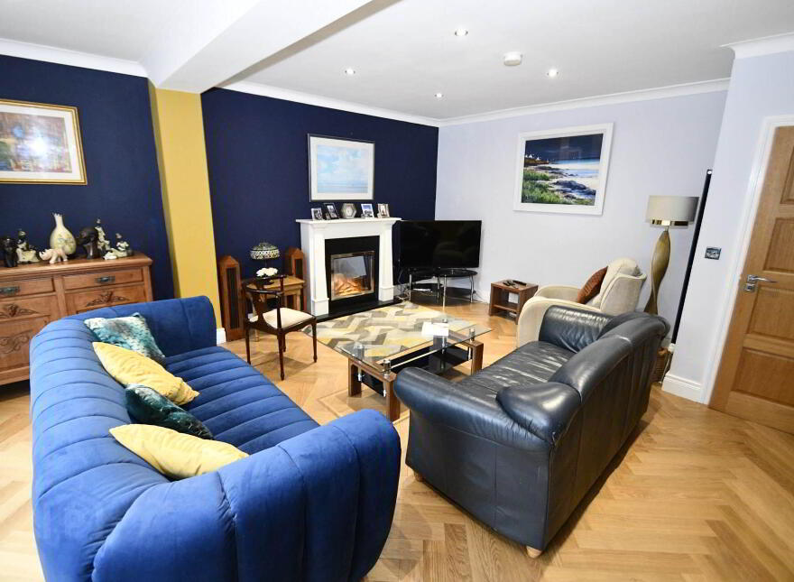 49 Sunningdale Park, Cavehill, Belfast, BT14 6RW