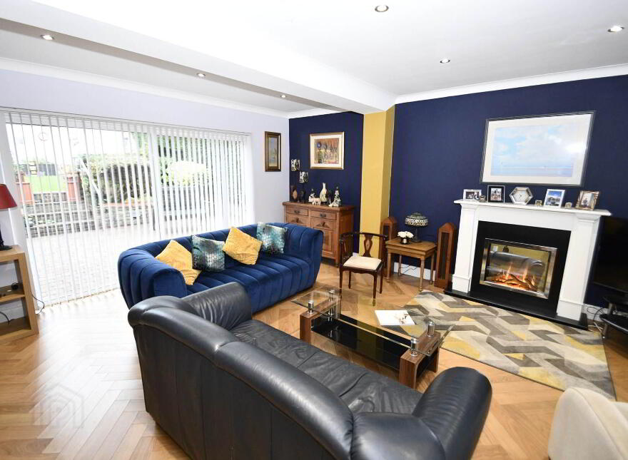 49 Sunningdale Park, Cavehill, Belfast, BT14 6RW