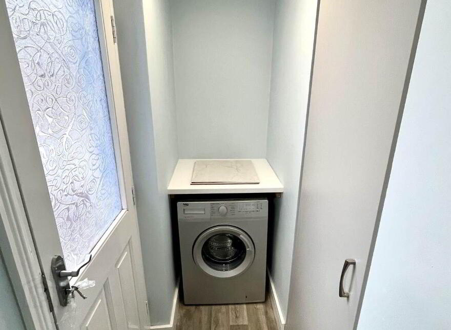 31 Saint Brigid`s Place, Sligo, F91K8ND
