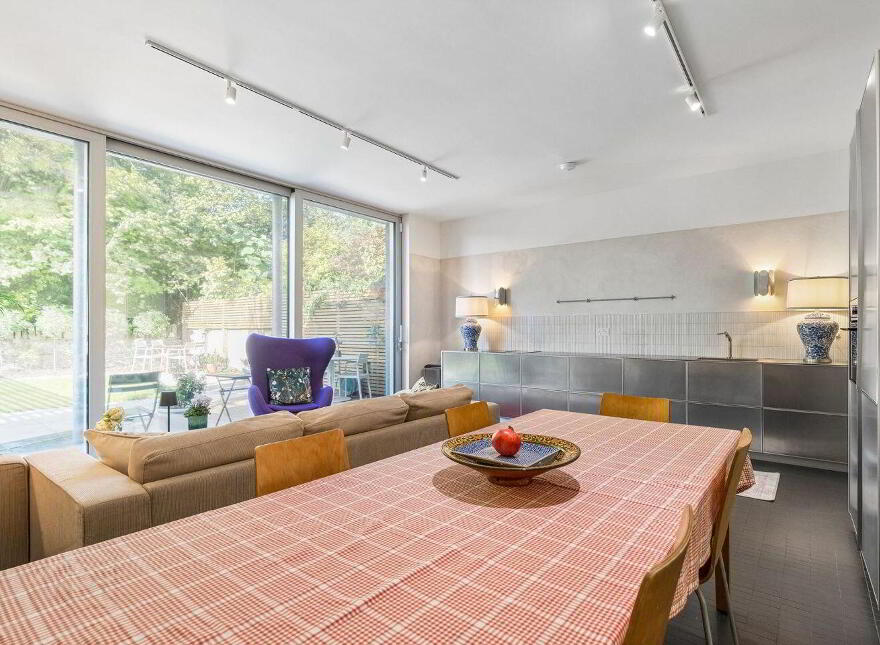9 Beechwood Avenue Lower, Ranelagh, D06YV07