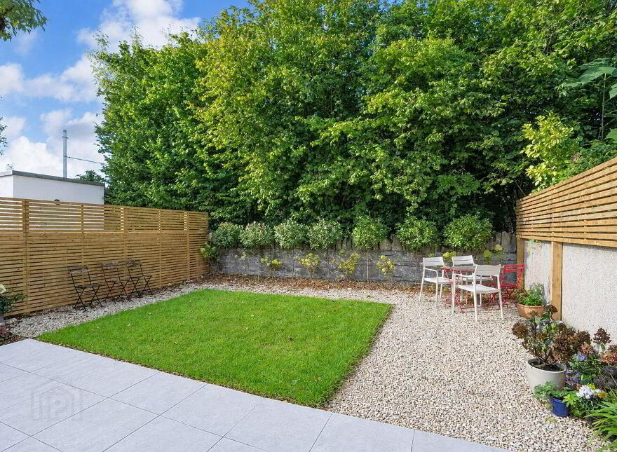 9 Beechwood Avenue Lower, Ranelagh, D06YV07