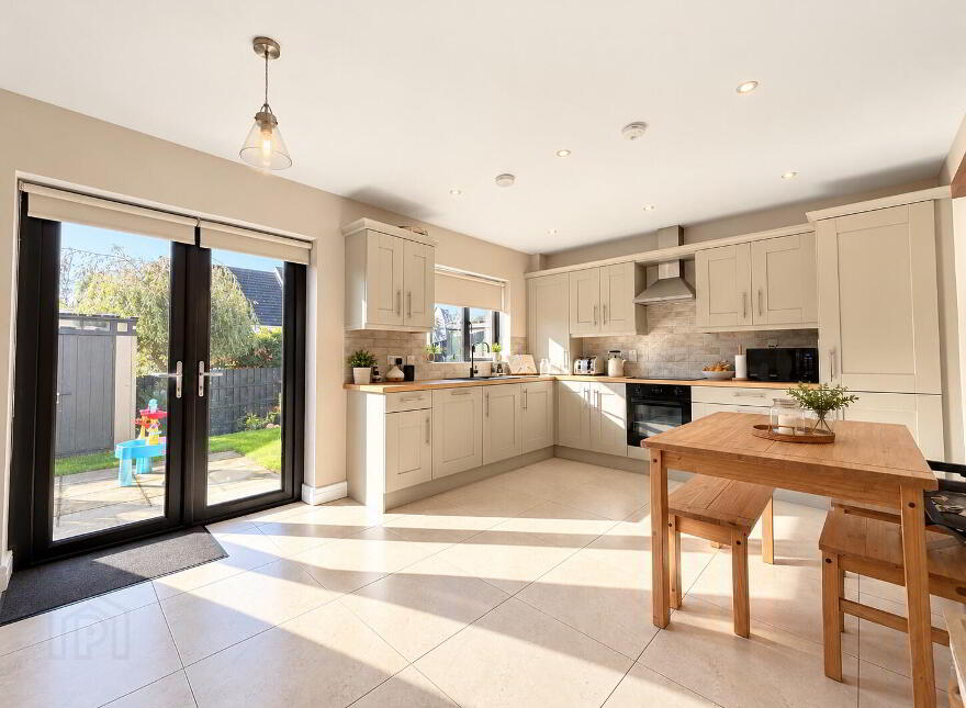 65 Bishops Green, Banbridge, BT32 4FB