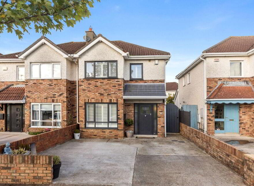 16 Tara Court Park, Navan, C15X7Y4