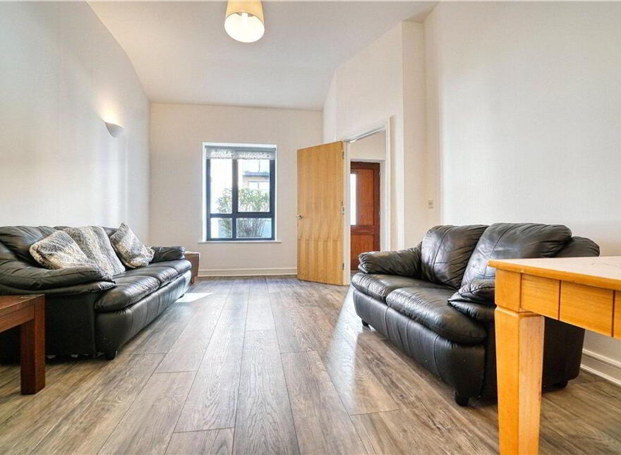124 South Gate Apartments, Cork Street, Dublin 8, D08Y6WF
