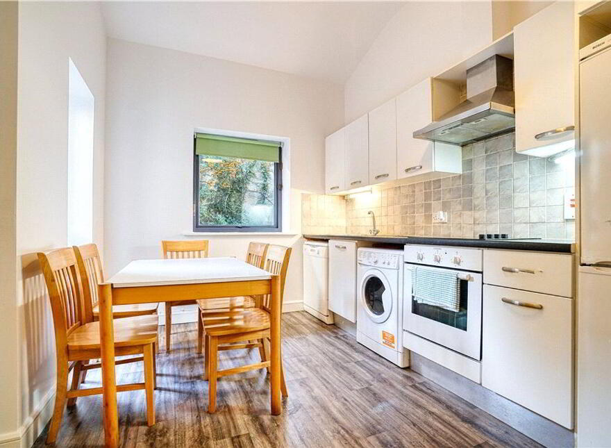 124 South Gate Apartments, Cork Street, Dublin 8, D08Y6WF