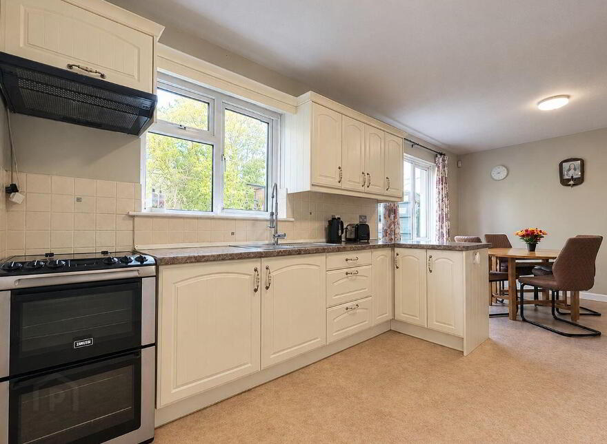 7 Hillcrest Grove, Kilkishen, V95F8H1