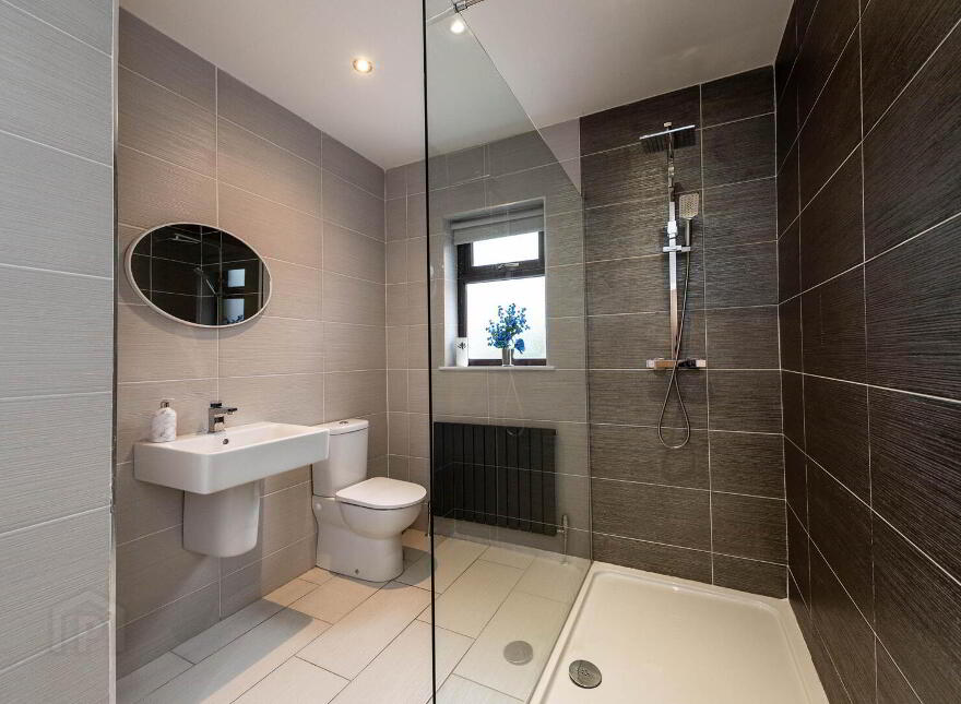 68 Doagh Road, Newtownabbey, BT37 9NY
