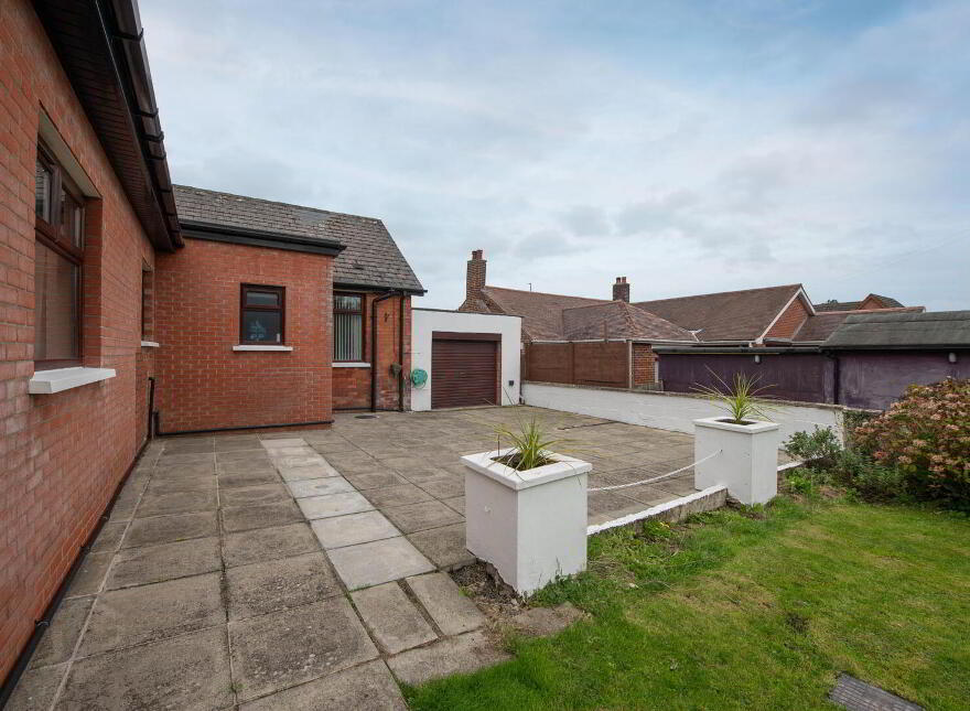 68 Doagh Road, Newtownabbey, BT37 9NY