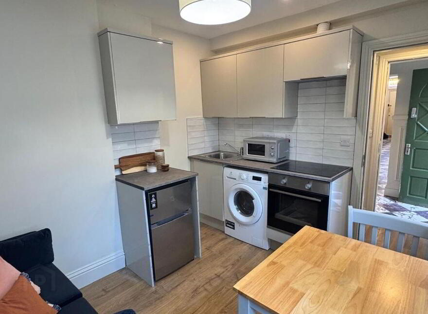Grove Park, Rathmines, Rathmines, D06XE94