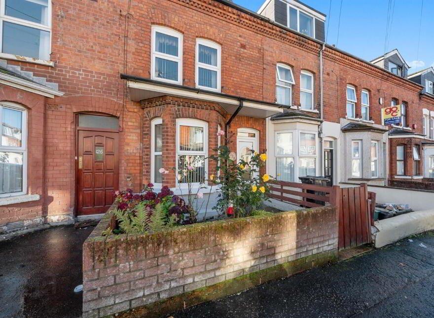 128 Dunluce Avenue, Lisburn Road, Belfast, BT9 7AZ