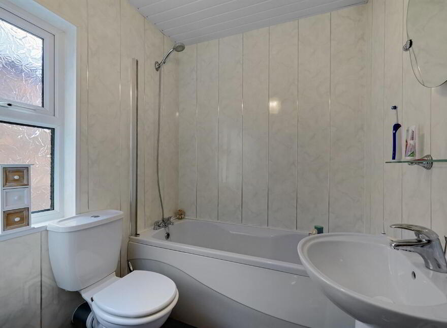 128 Dunluce Avenue, Lisburn Road, Belfast, BT9 7AZ
