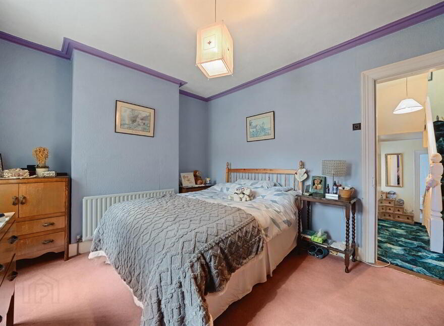 128 Dunluce Avenue, Lisburn Road, Belfast, BT9 7AZ