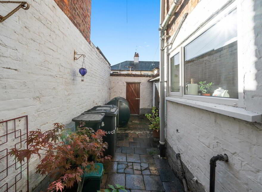 128 Dunluce Avenue, Lisburn Road, Belfast, BT9 7AZ