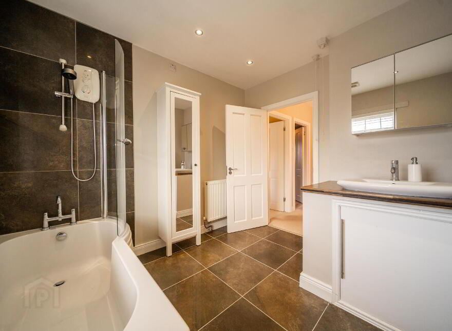 12 Wellington Park, Bangor, BT20 4PJ