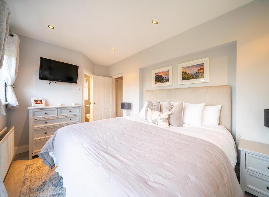 12 Wellington Park, Bangor, BT20 4PJ