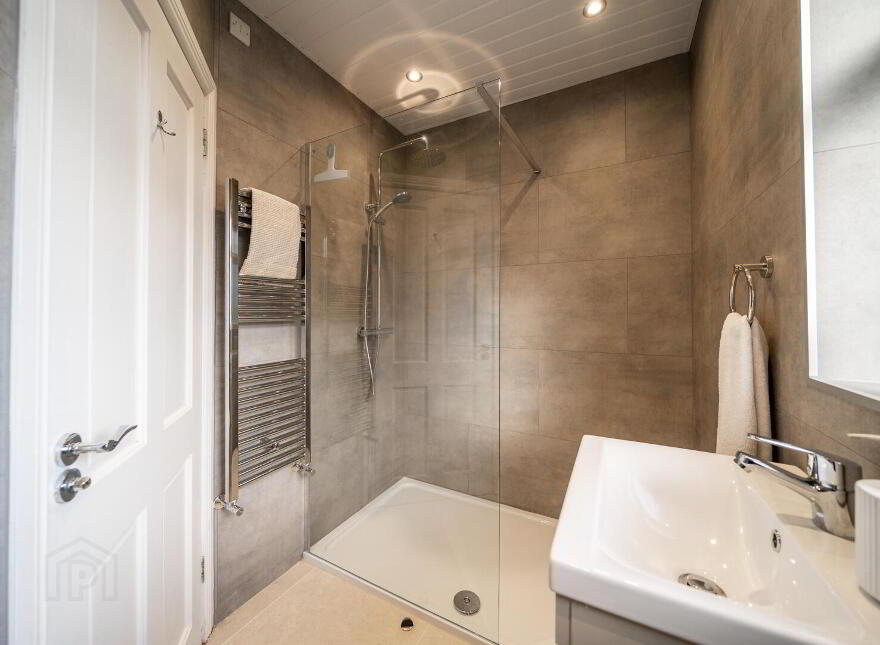 12 Wellington Park, Bangor, BT20 4PJ