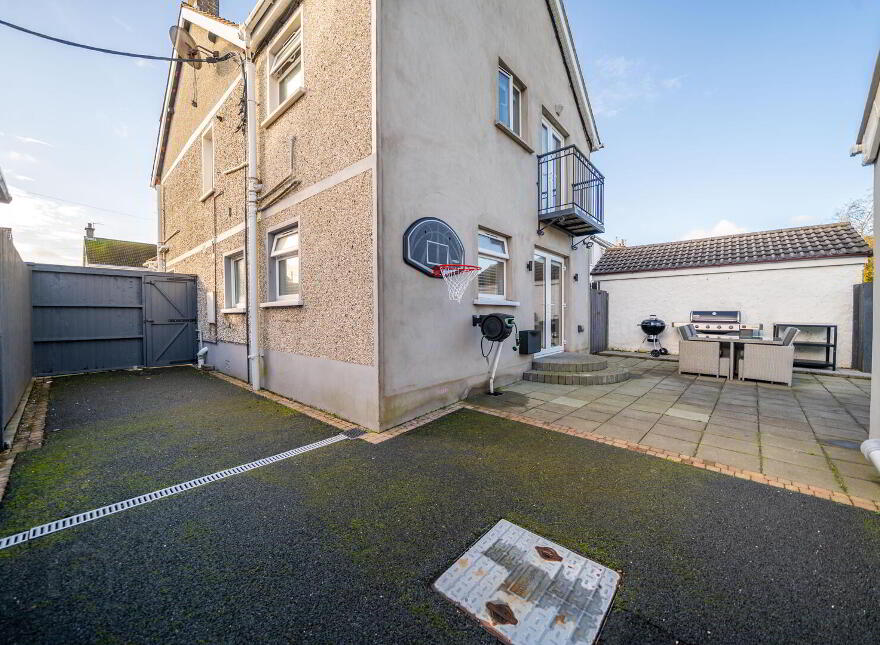 12 Wellington Park, Bangor, BT20 4PJ