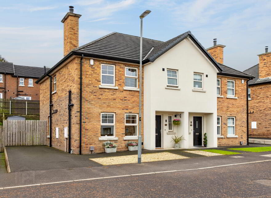 15 Carnwood Hall, Ballymena, BT43 5FJ
