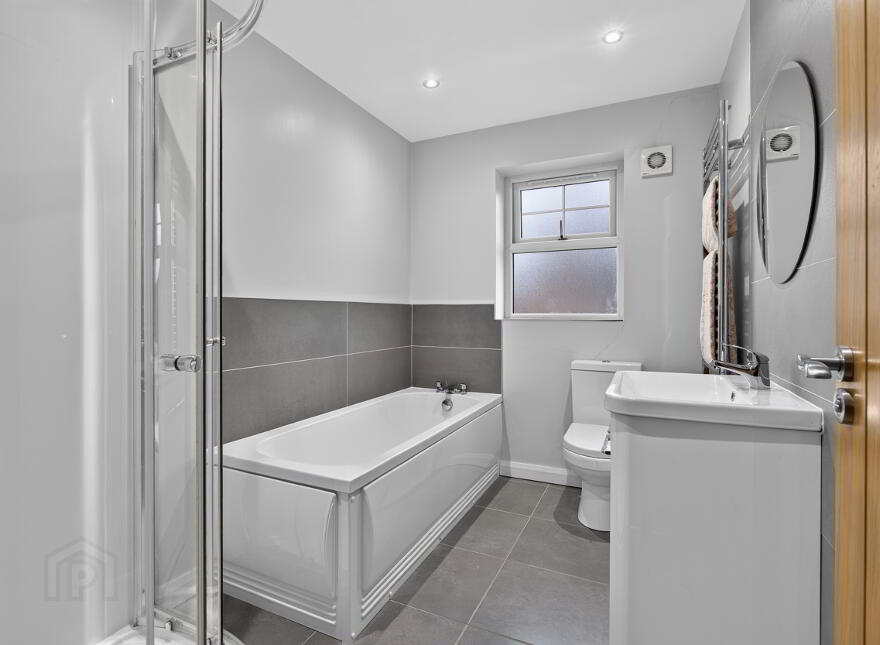 15 Carnwood Hall, Ballymena, BT43 5FJ