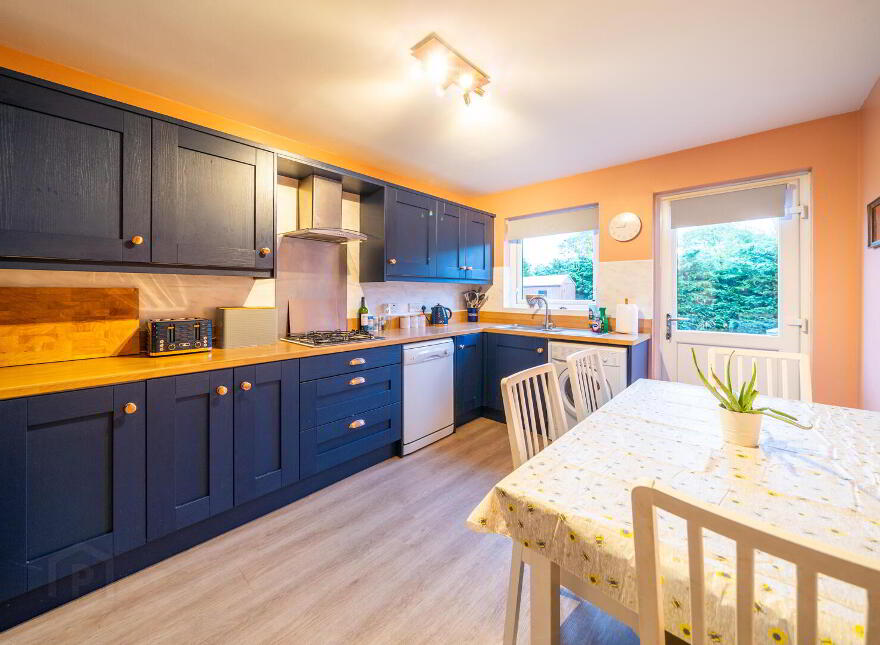 41 Hanover Chase, Bangor, BT19 7NT