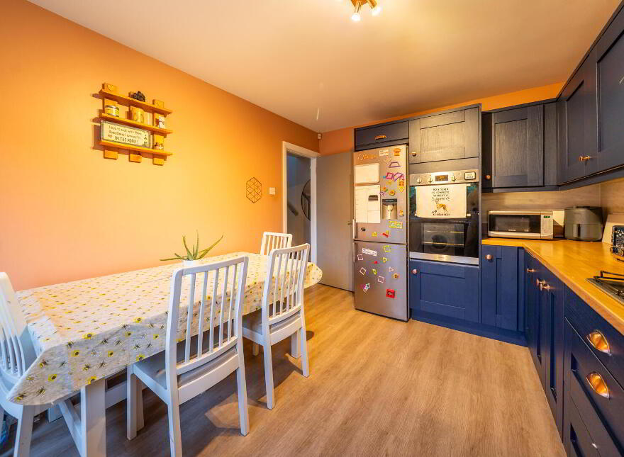 41 Hanover Chase, Bangor, BT19 7NT