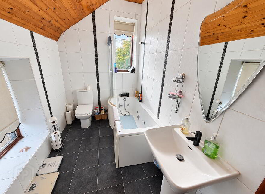 57 Rossdowney Road, Kilfennan, L’derry, BT47 6ST
