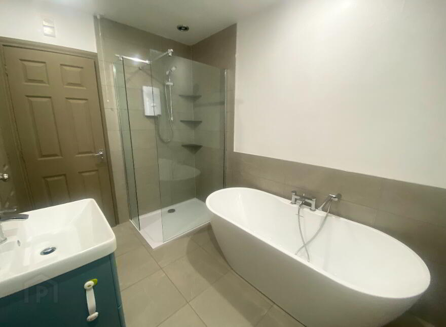 2 Summerhill Green, Banbridge, BT32 3GY