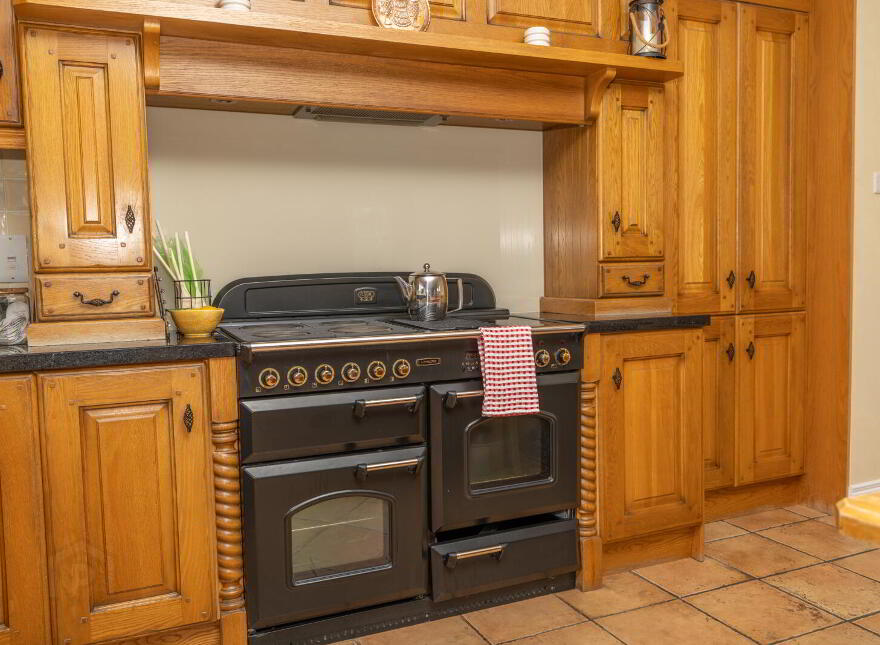 Oakvale, 12 Church Road, Newry, BT35 6NX
