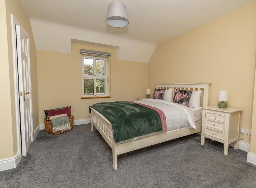 Oakvale, 12 Church Road, Newry, BT35 6NX